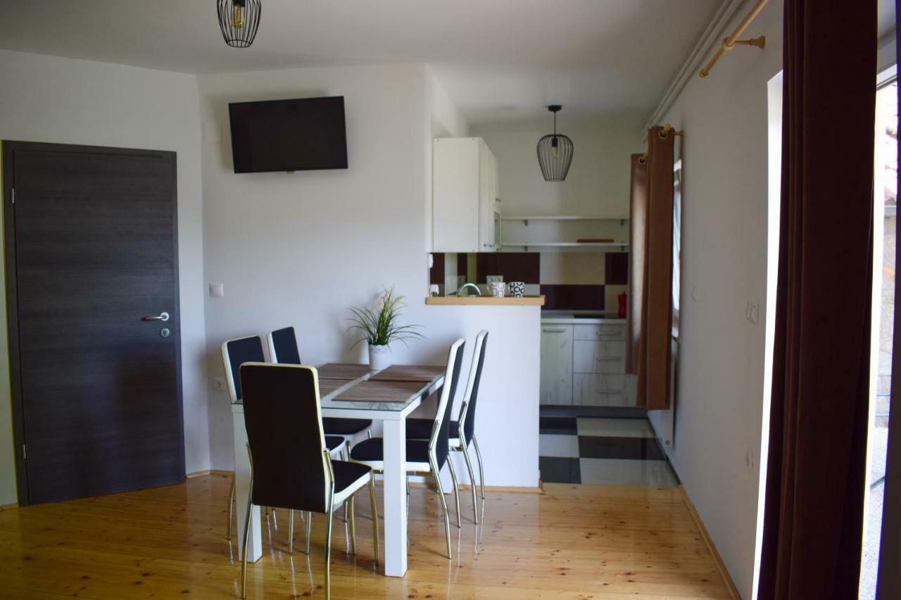 Farm Stay Zevnik Brezice Bagian luar foto