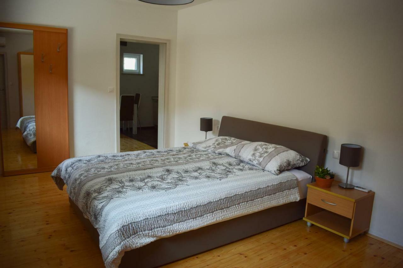 Farm Stay Zevnik Brezice Bagian luar foto
